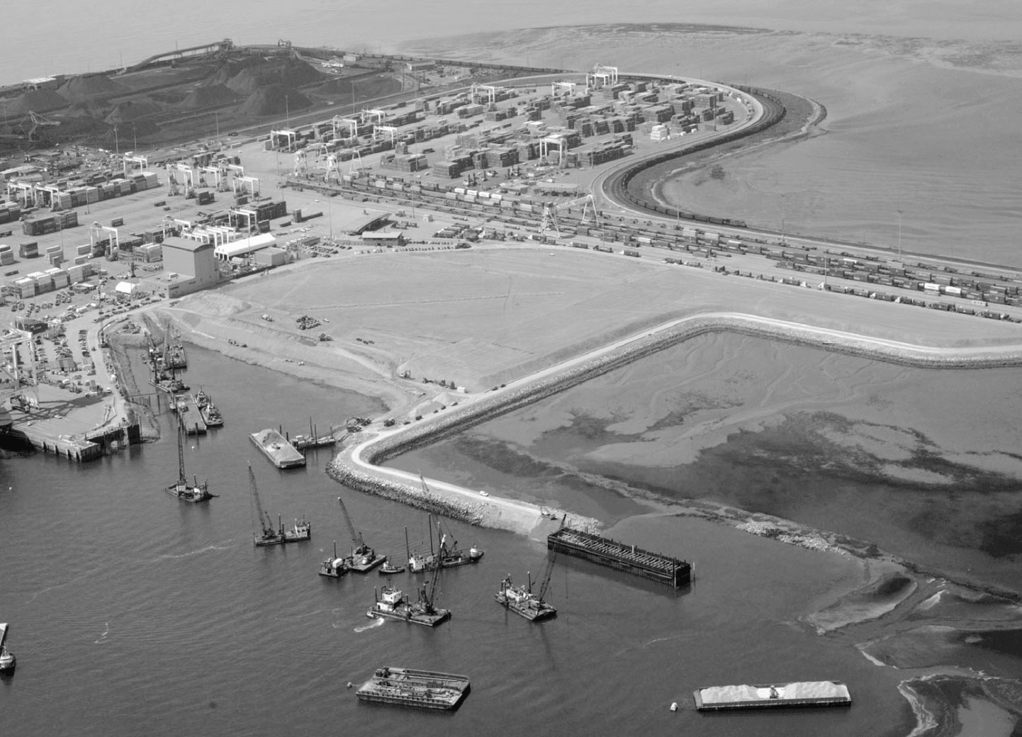 DELTAPORT BERTH 3 EXPANSION