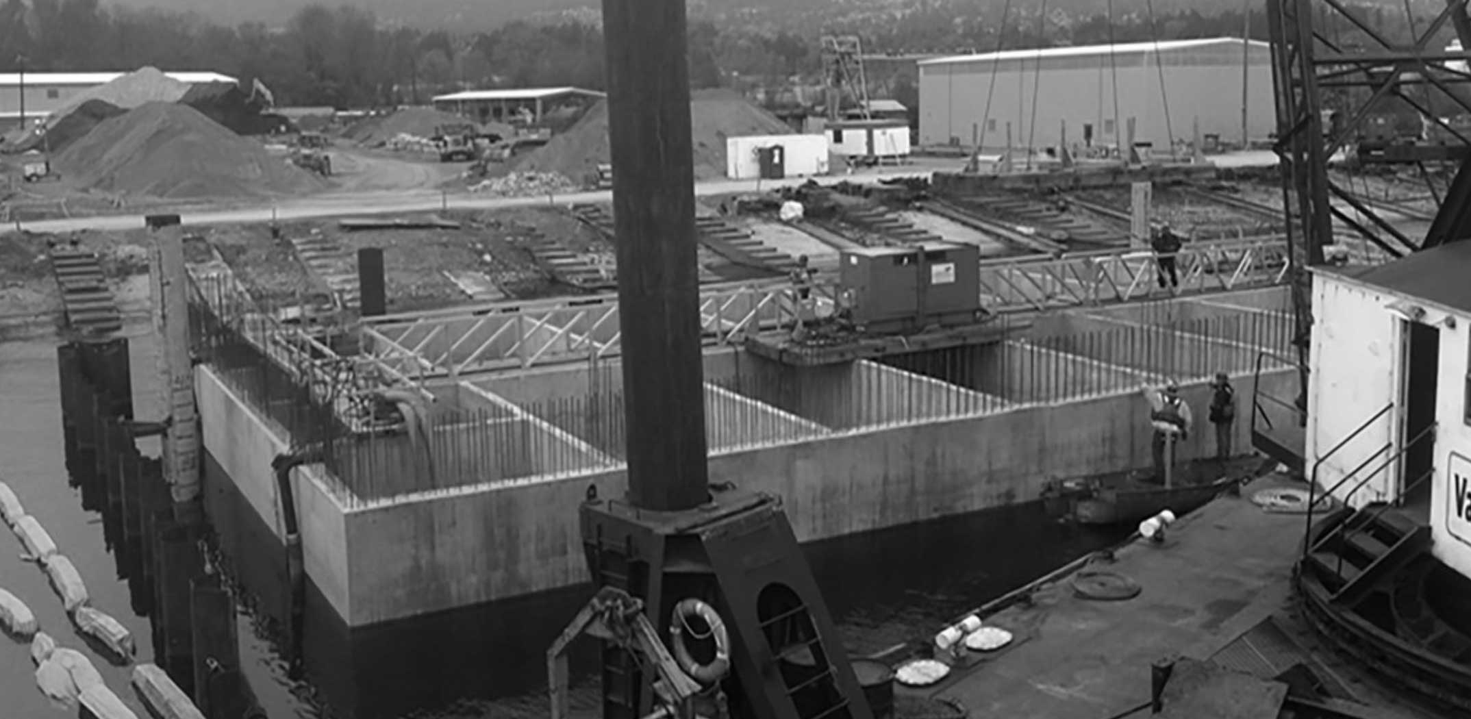 VANCOUVER SHIPYARDS LOADOUT PIER